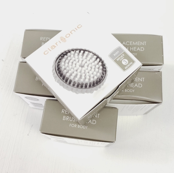 Clarisonic replacement brush head for body new in box - Picture 3 of 4